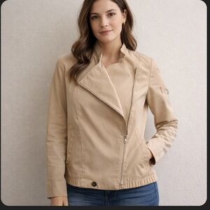 Etienne Aigner Vintage Beige Lightweight Jacket